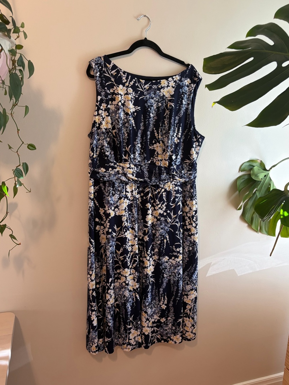 Laura Navy Floral Midi Dress